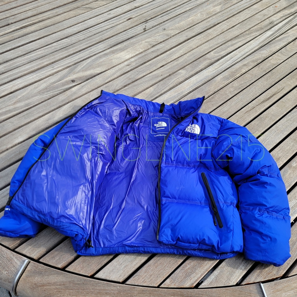 The North Face Blue Puffer Jacket - Picture 7 of 11